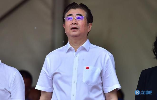 叶辰这话一出，小林一郎表情顿时激动无比，而小林次郎则感觉好像是掉进了万丈深渊，整个人已经彻底绝望。